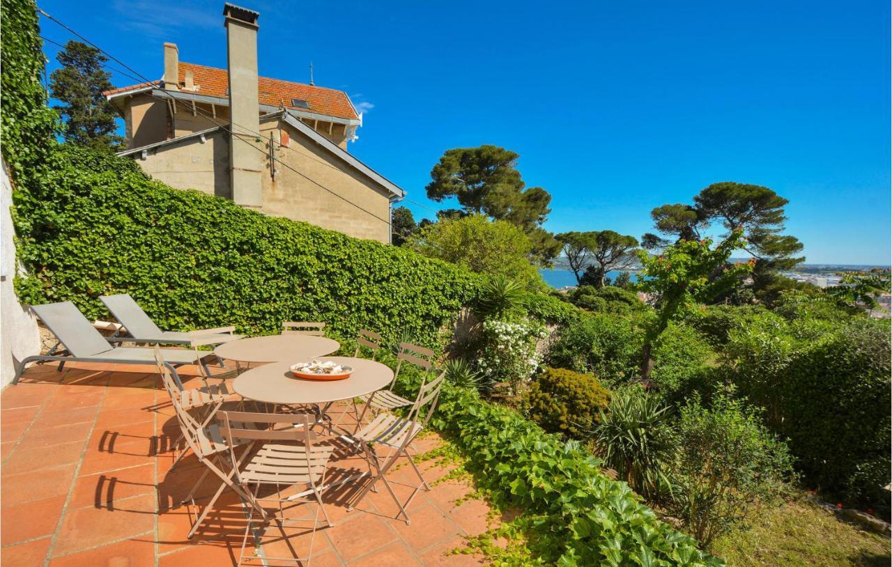 Cozy Home In Sete With Outdoor Swimming Pool Екстер'єр фото