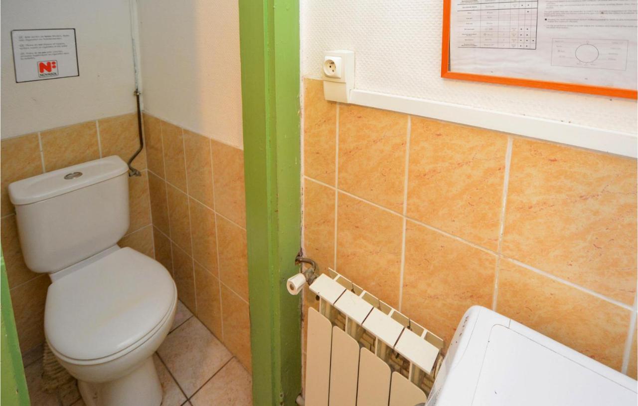 Cozy Home In Sete With Outdoor Swimming Pool Екстер'єр фото