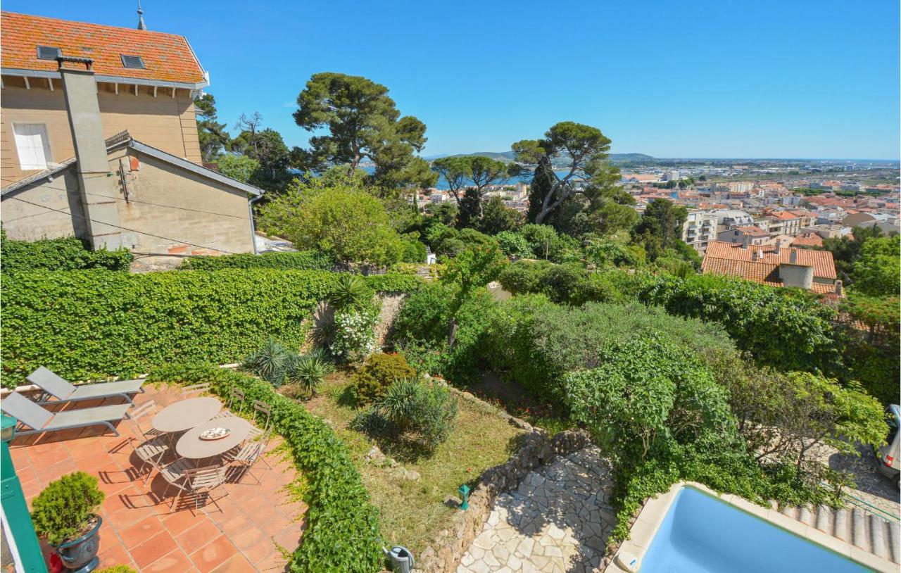 Cozy Home In Sete With Outdoor Swimming Pool Екстер'єр фото