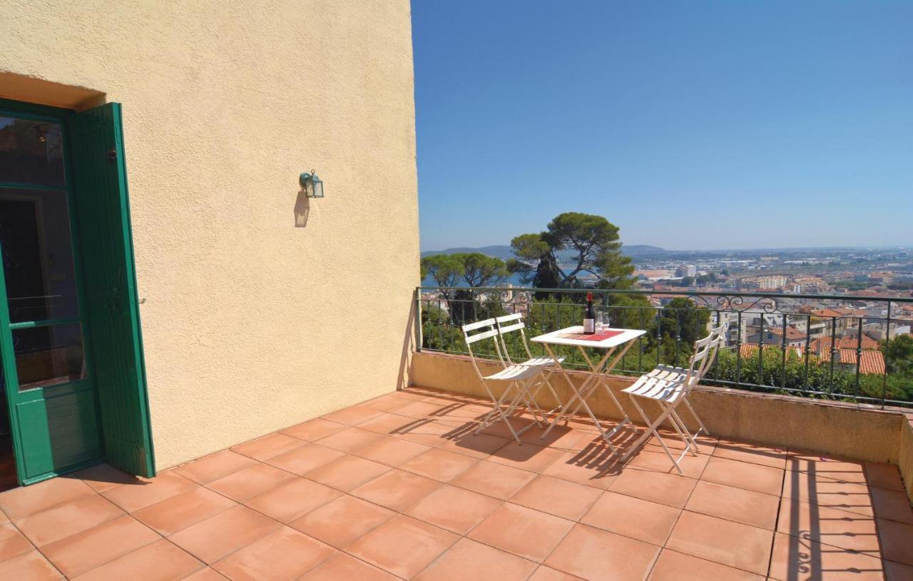 Cozy Home In Sete With Outdoor Swimming Pool Екстер'єр фото
