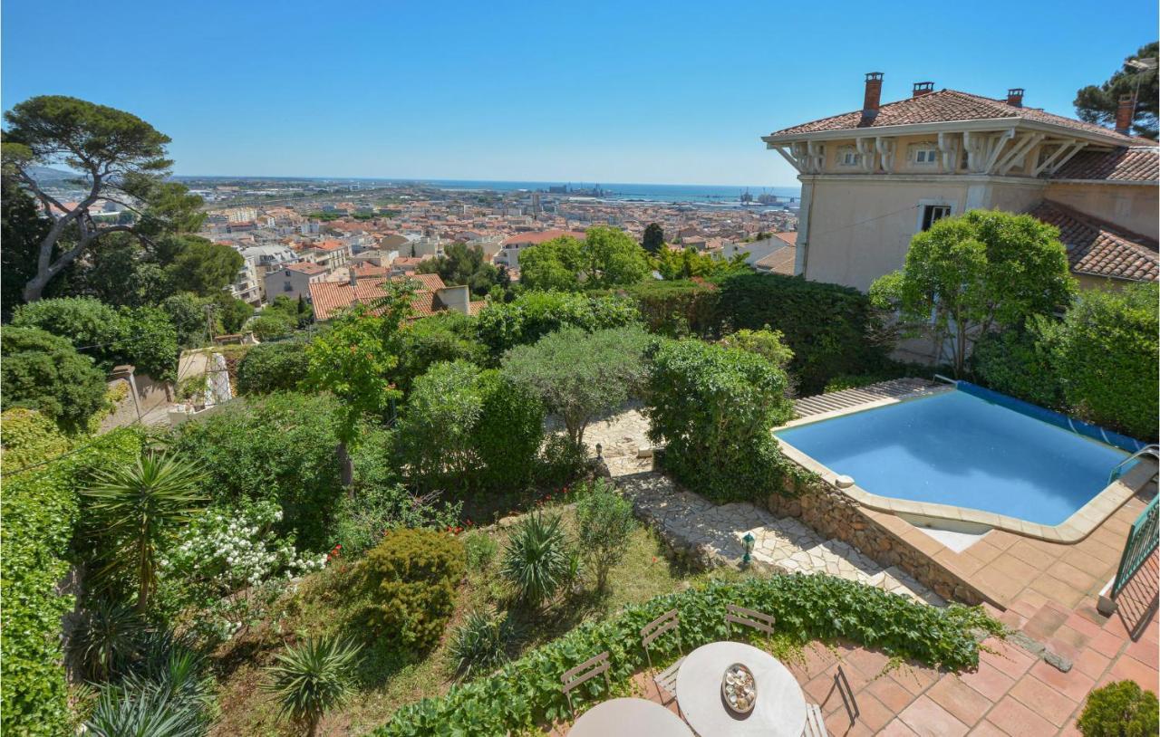 Cozy Home In Sete With Outdoor Swimming Pool Екстер'єр фото